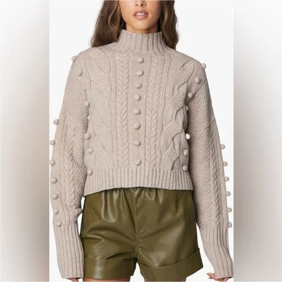 ⭐️ NWT BLANK NYC Bare With Me Mock Neck Sweater XS - Picture 2 of 12